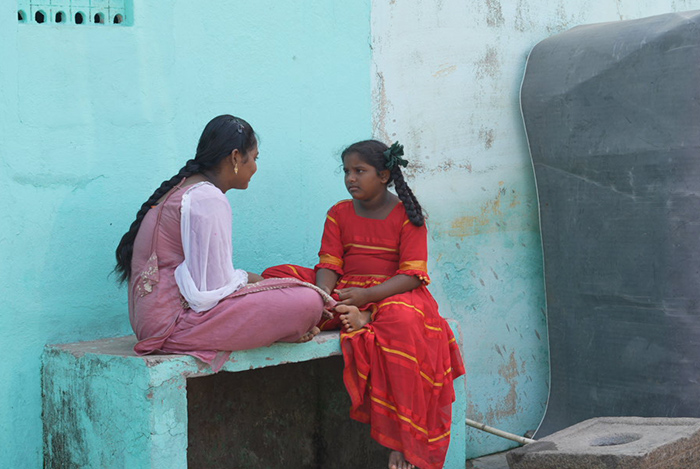 Bazidbee talking to her friend